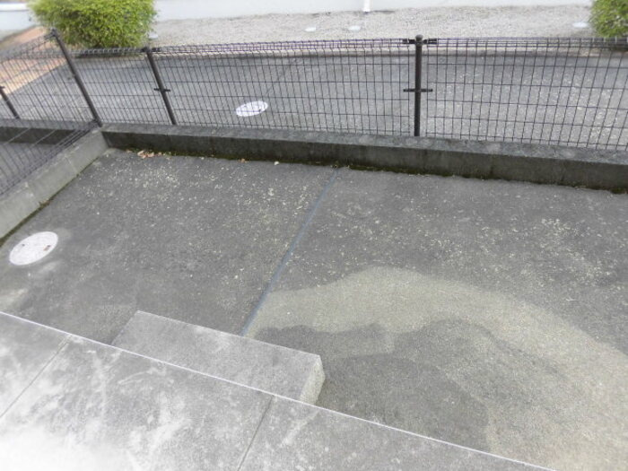 オリーヴァ東合川の庭