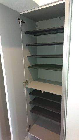 ディアコート八木の収納|たっぷり入る玄関収納