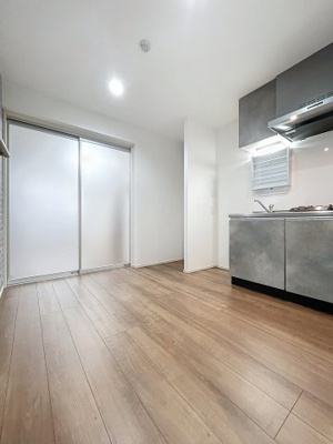 【居間・リビング】 | conte_02 | ★日当たり良好で収納も充実の居間です◎★