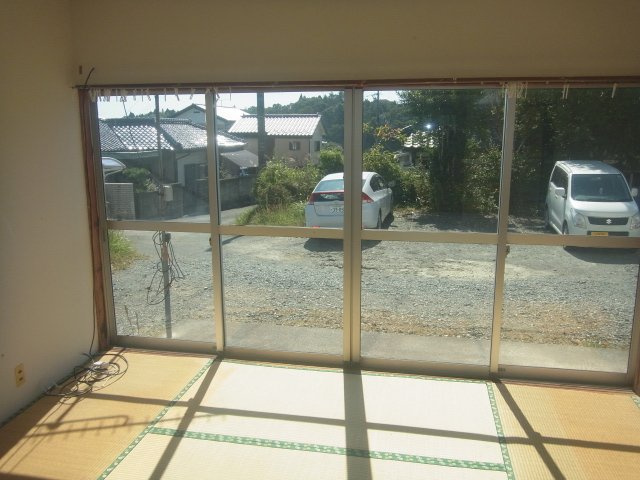 南台ハイツの居間・リビング