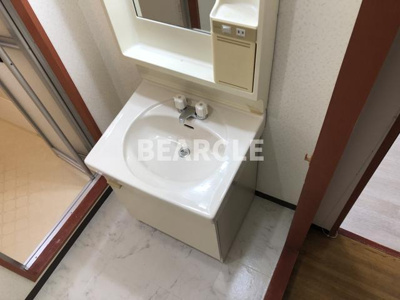 【洗面所】 | 茶屋前コーポ | 広い洗面スペース