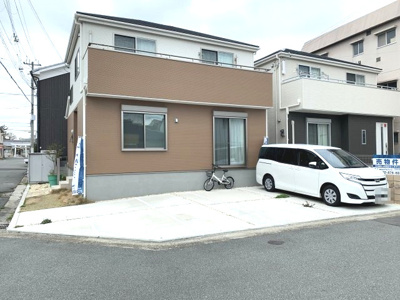 【外観】 | 明石市岬町　築浅中古戸建 | 南西角地物件で日当たり通風良好♪