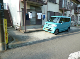 【駐車場】 | いつでも目の届く敷地内に駐車場があります♪お車をお持ちのファミリーさんにオススメです☆