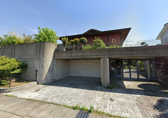 都城市年見町の中古一戸建の外観