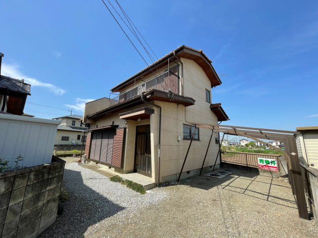藤岡市藤岡　中古一戸建て⑦の外観|外はこのようになっています