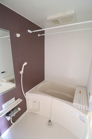 プランドール元町の浴室