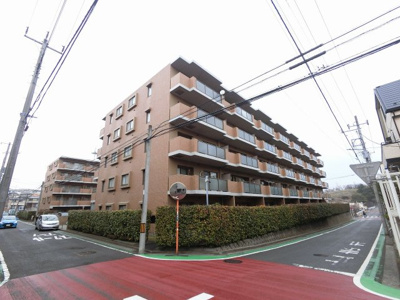【外観】 | プランヴェール東戸塚 | 総戸数７９戸、平成１２年２月築、管理人は日勤勤務につき管理体制良好です♪