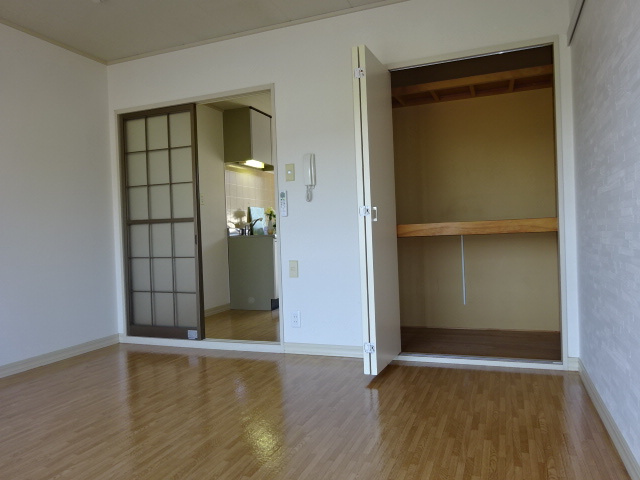 コーポアリメントの寝室|洋室