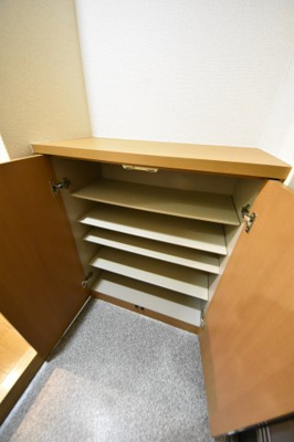 【玄関】 | ブリックロード山の手