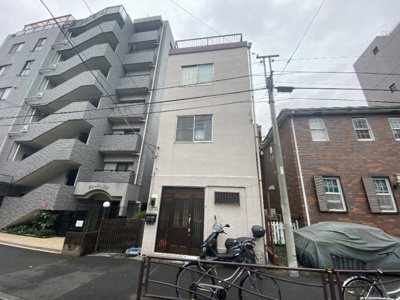 【外観】 | 川崎駅徒歩圏内の整形地の一戸建てです。