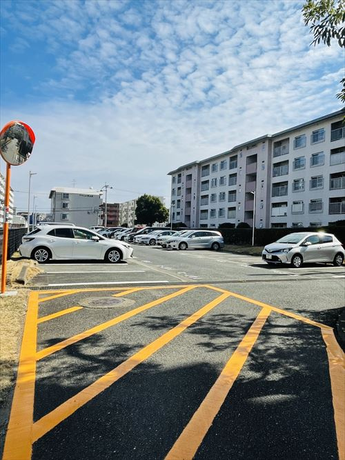 大町団地の駐車場