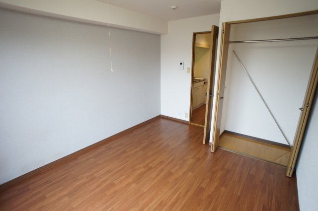 サンライズ津田沼Ⅱの寝室|寝室にぴったりのお部屋です