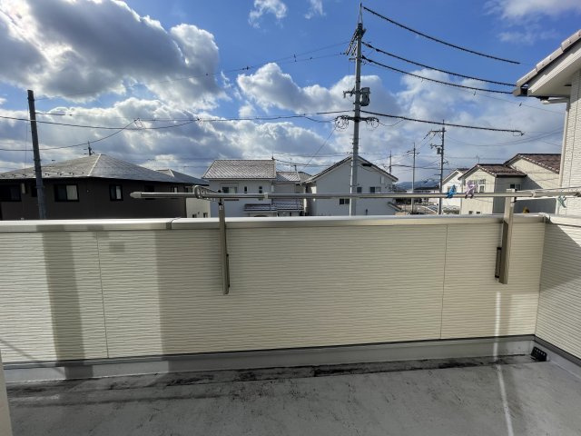 【バルコニー】 | 東広島市西条町寺家　中古戸建て