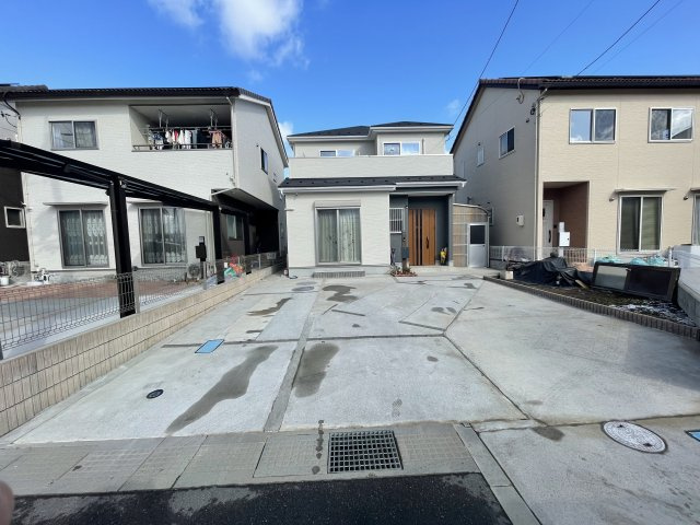 【駐車場】 | 東広島市西条町寺家　中古戸建て