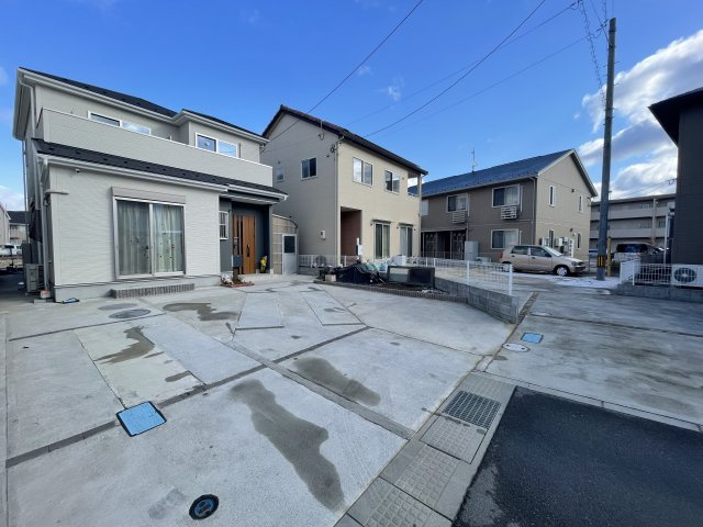 【前面道路含む現地写真】 | 東広島市西条町寺家　中古戸建て