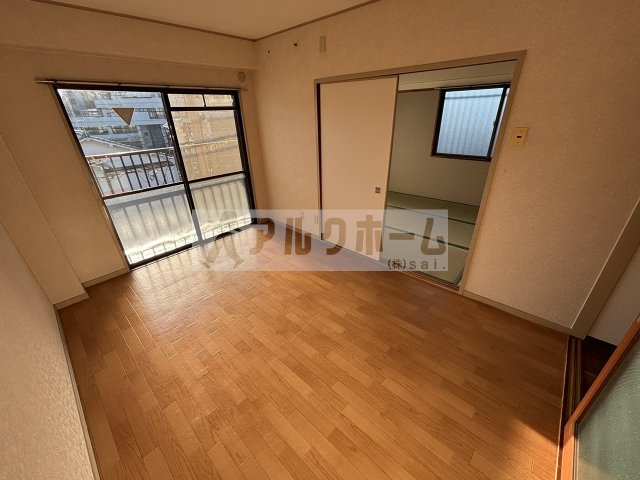 コーポ西村の居間・リビング