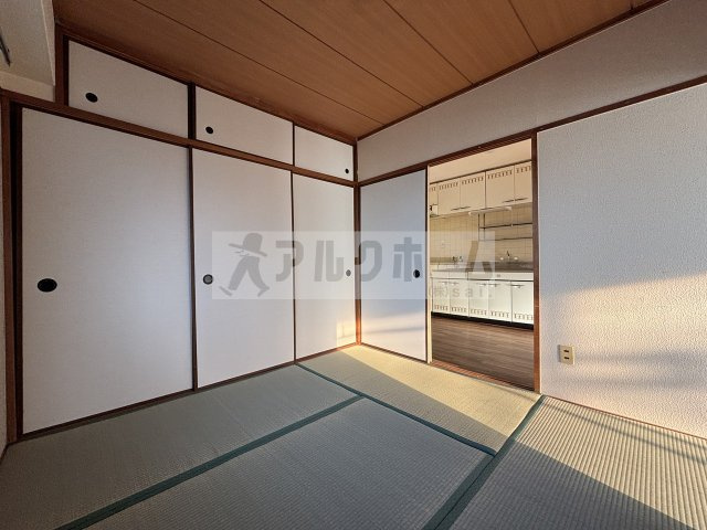 コーポ西村の和室