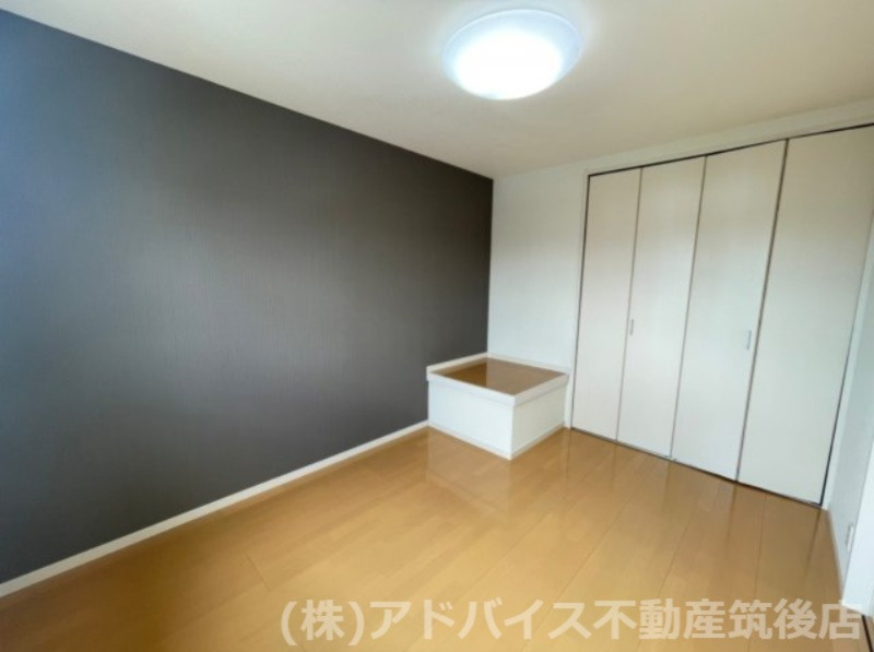 八女郡広川町大字一條のアパートの洋室