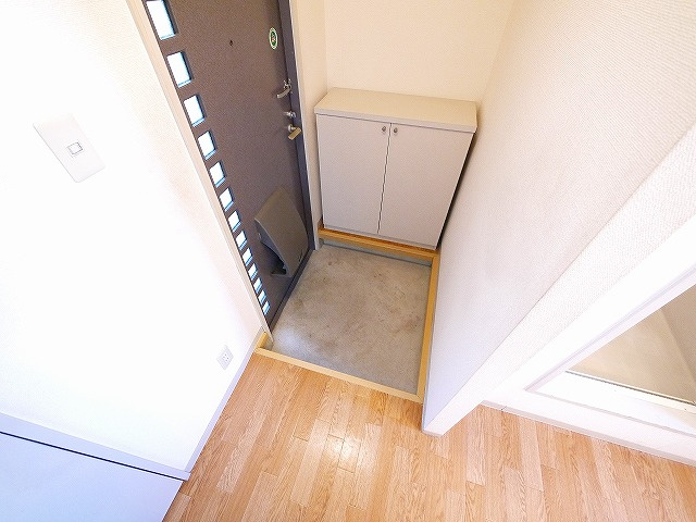 ジョイコートＢの玄関|落ち着いた玄関です