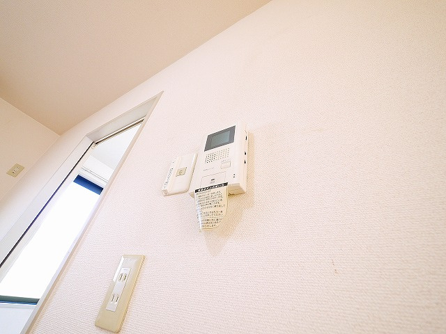 ジョイコートＢのセキュリティ|モニター付きインターホンです