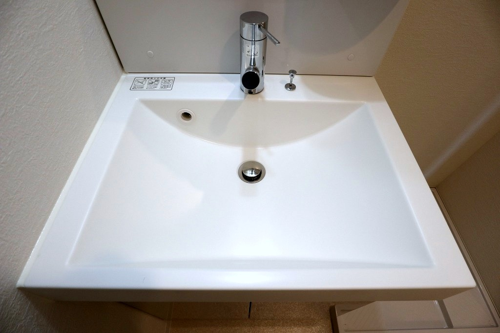 サヴォイラルカンジュ　12階の独立洗面台|サヴォイラルカンジュ　独立洗面台、朝の身支度には欠かせません