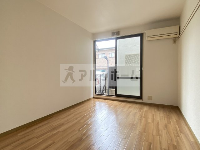 KA　ULUMI（カウルミ）の居間・リビング