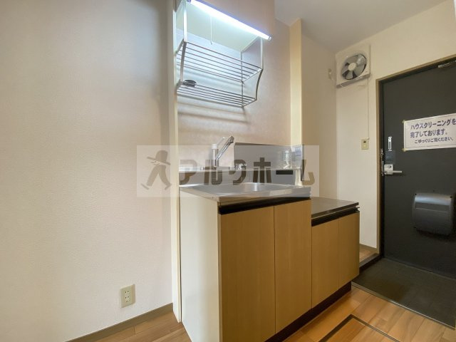 KA　ULUMI（カウルミ）のキッチン