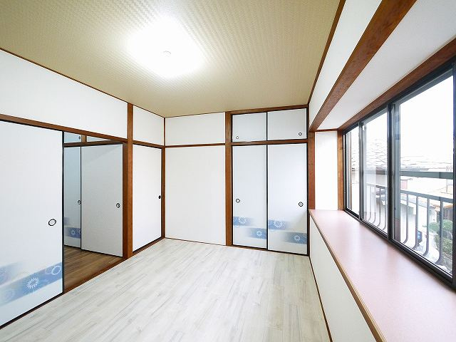 神殿町テラスハウスの洋室|きれいな洋室です