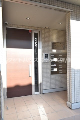 【エントランス】 | レフィナード