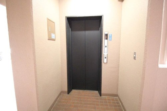 【その他共用部分】 | 日々の生活に欠かせないエレベーターを完備♪