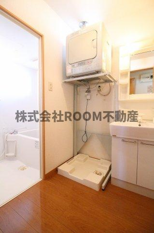 ソレイユ郡元の洗面所|脱衣スペースもあります