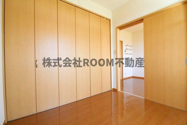 ソレイユ郡元の居間・リビング|使いやすい居間です