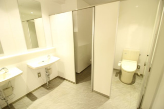 【トイレ】 | (仮)取手駅前　貸店舗・事務所 | 2F