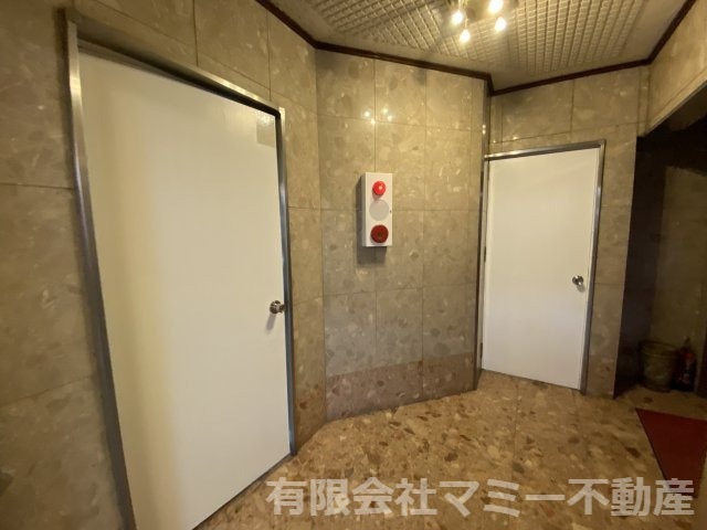 【内装】 | 中部店舗事務所Y
