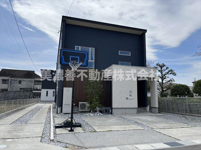 ５８２９６　岐阜市柳津町南塚中古戸建て