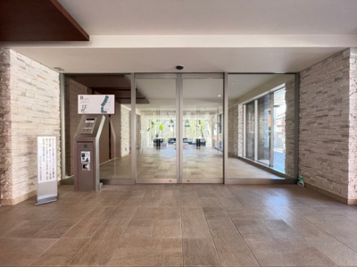 【エントランス】 | グランロジュマン豊中少路　B棟