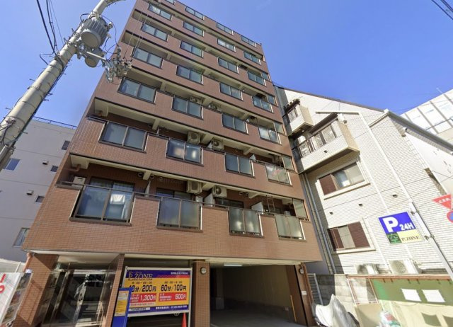 グローリー元町の外観