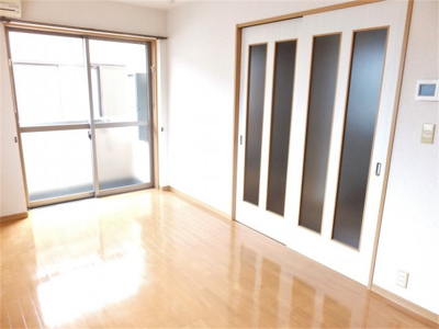 【洋室】 | サングレイス