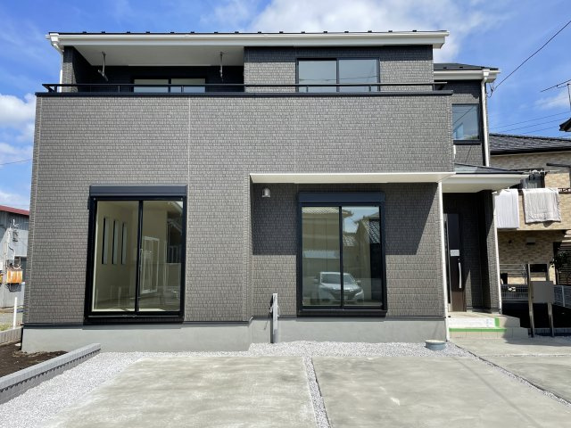 藤岡市藤岡第8（全1棟）1号棟の外観|落ち着いた雰囲気の外観です