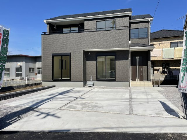藤岡市藤岡第8（全1棟）1号棟の外観|外観もきれいです