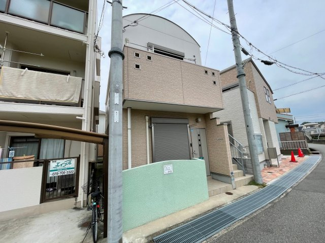 リビエール松本のエントランス