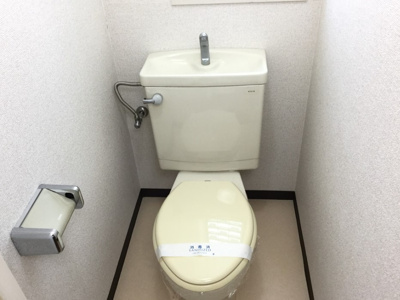【トイレ】 | プレステージフジ狭山壱番館 | ※イメージ　反転タイプのお部屋の写真。ご参考にどうぞ。