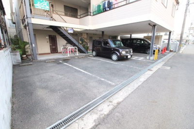 【駐車場】 | ピレニーズ奥田