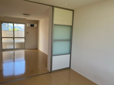 【洋室】 | ミル・クレール