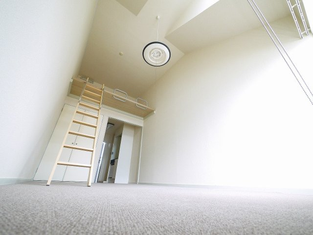 パレスナップの洋室|広々とした洋室です
