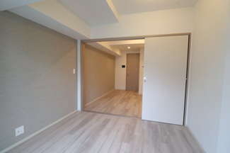 【寝室】 | エスリードコート堺筋本町(旧名称プレール・ドゥーク堺筋本町Q) | 使い勝手のいい寝室です