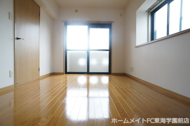 エスポアールⅡの洋室