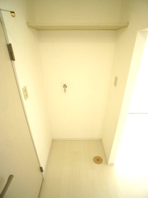 【その他】 | ラフォーレ・昴B | 室内洗濯機置き場です♪