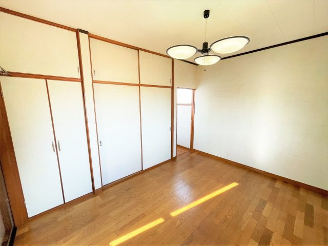 大網白里柳橋貸戸建ての洋室