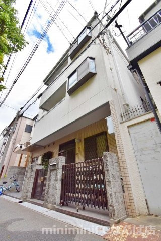 西田ハイツ
